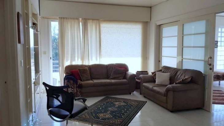 Picture of the second living room, furnished with sofas